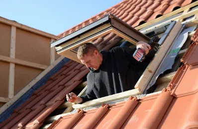 Pose de fenêtres de toit Velux à Lanoux